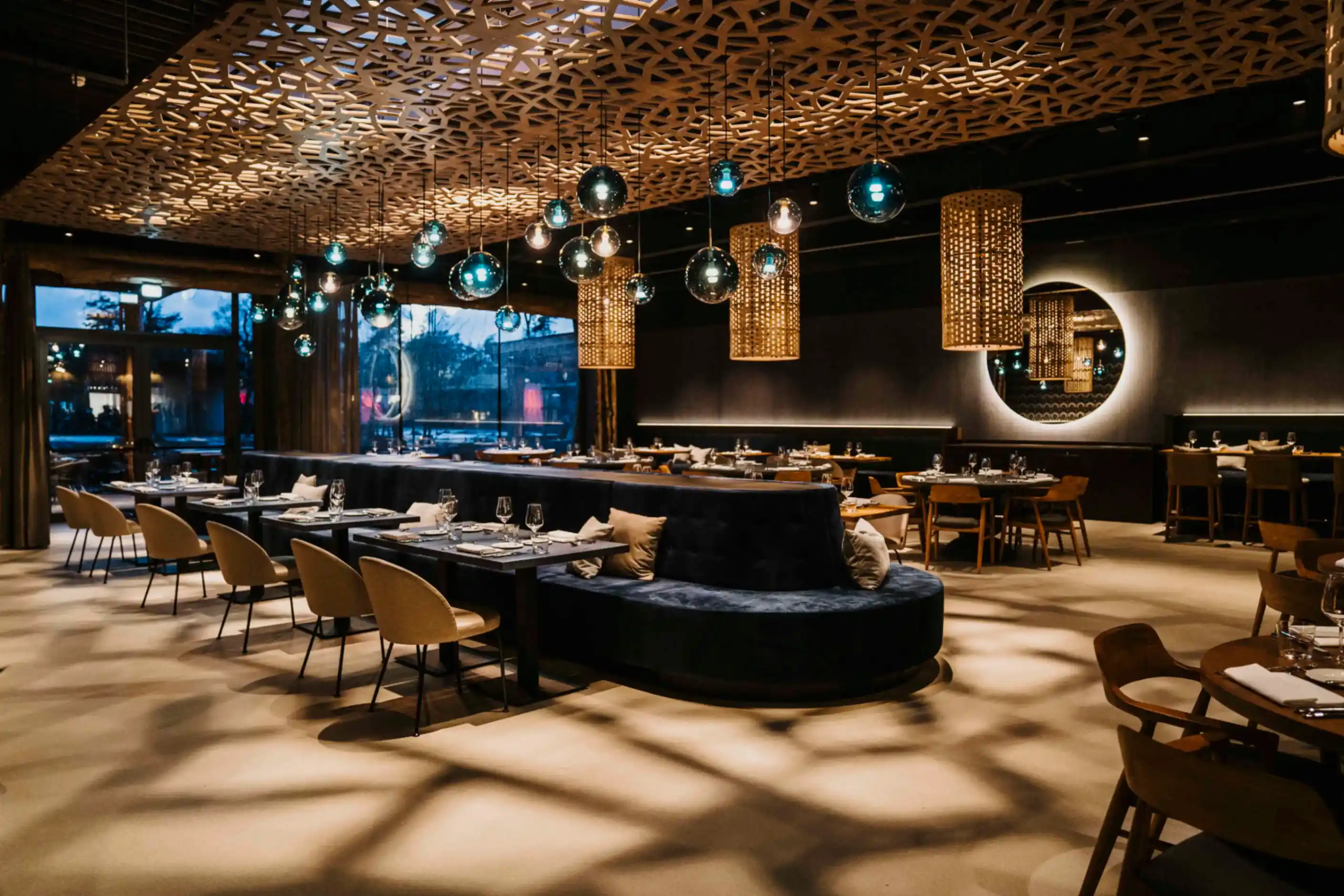 Restaurant 12 cover image
